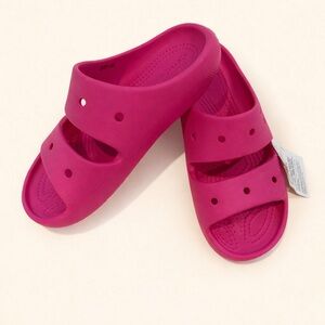 NEW Crocs Kids Pink Clogs in size youth 4 - hot pink kids slides - pink crocs